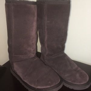 Classic Tall Chocolate UGG Boots Size 9